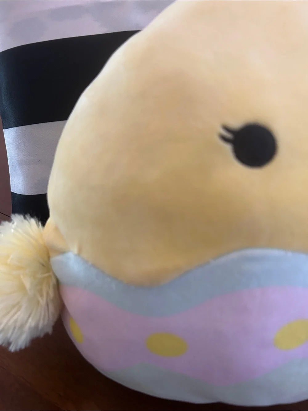 Squishmallow Aimee the Chick